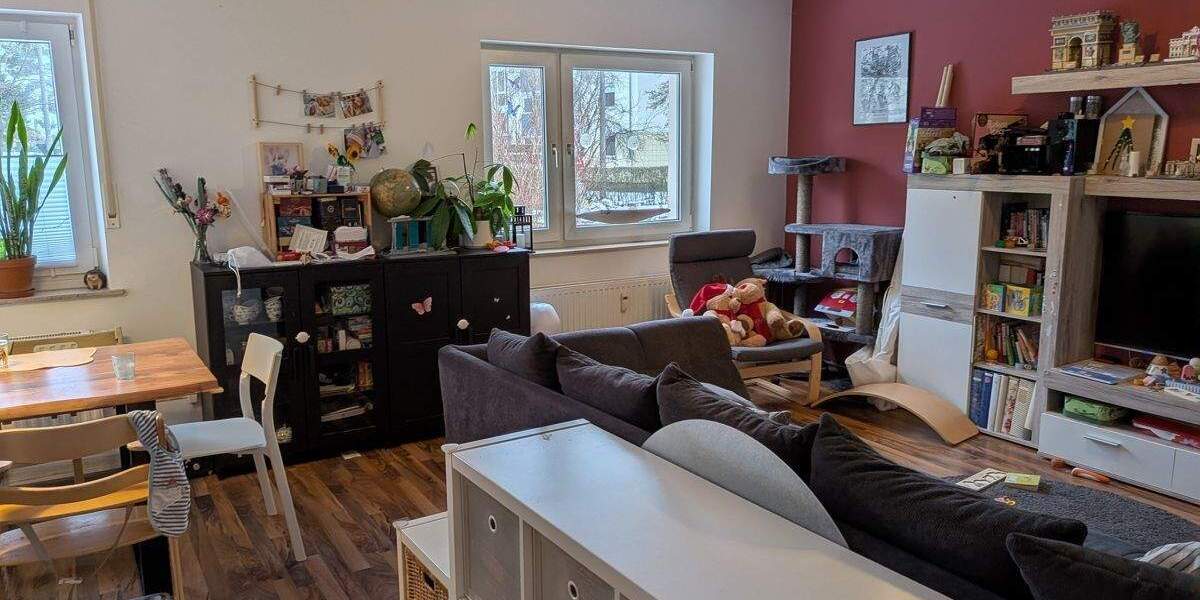 Großzügige 3 Zimmer Wohnung mit Balkon in Zerzabelshof-komplett saniert 3 zimmer