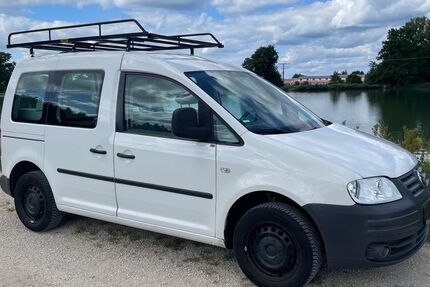 VW Caddy 319.000 km 1.500 &euro; Seligenporten 90602