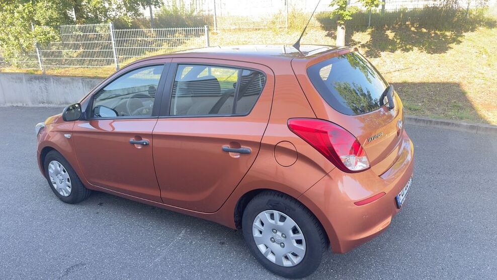 Hyundai i20 164.800 km 4.700 € Fürth 90766