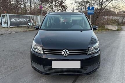 VW Touran 225.000 km 3.600 &euro; Nürnberg 90439