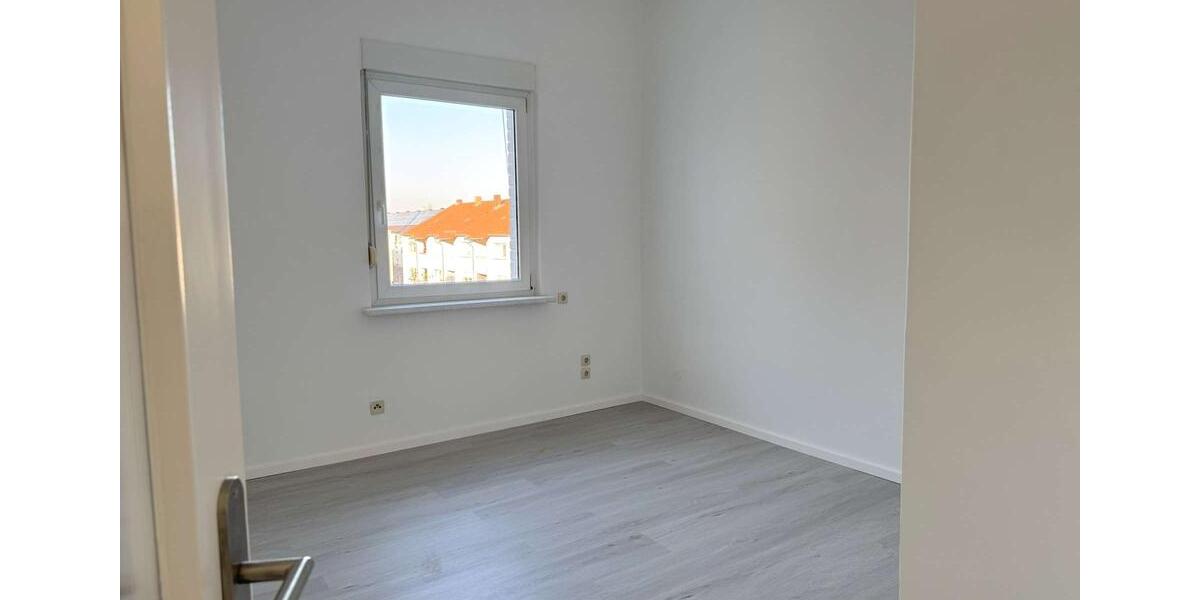 Etagenwohnung Fürth Südstadt - 3 Zimmer, 81 m&sup2;, 880&euro; | Angebot:26491412