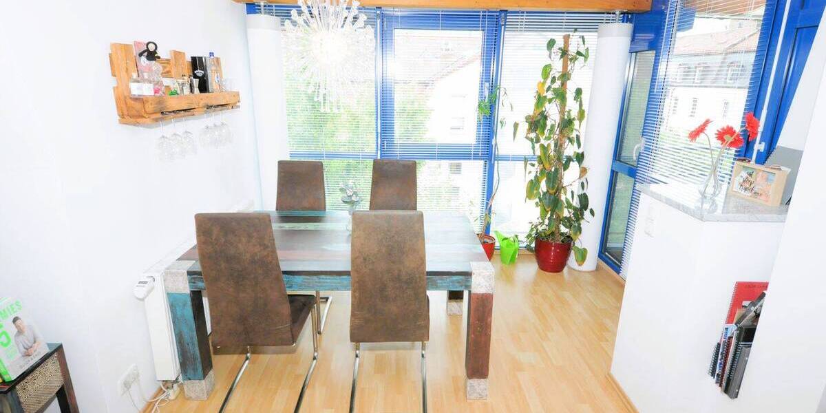 Etagenwohnung Fürth Innenstadt - 3 Zimmer, 96 m&sup2;, 370.000&euro; | Angebot:26740043