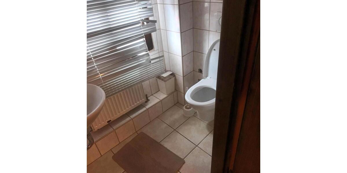 Einfamilienhaus Nürnberg Gibitzenhof - 5 Zimmer, 180 m&sup2;, 1.800&euro; | Angebot:26127549