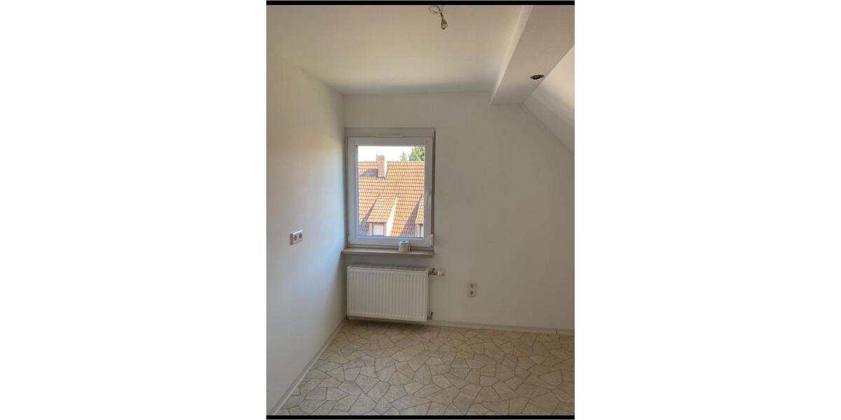 Dachgeschoßwohnung Nürnberg Holzheim - 2 Zimmer, 46 m&sup2;, 770&euro; | Angebot:25642038