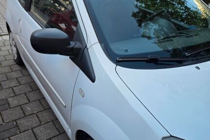 Renault Twingo 114.000 km 2.100 &euro; Nürnberg 90429