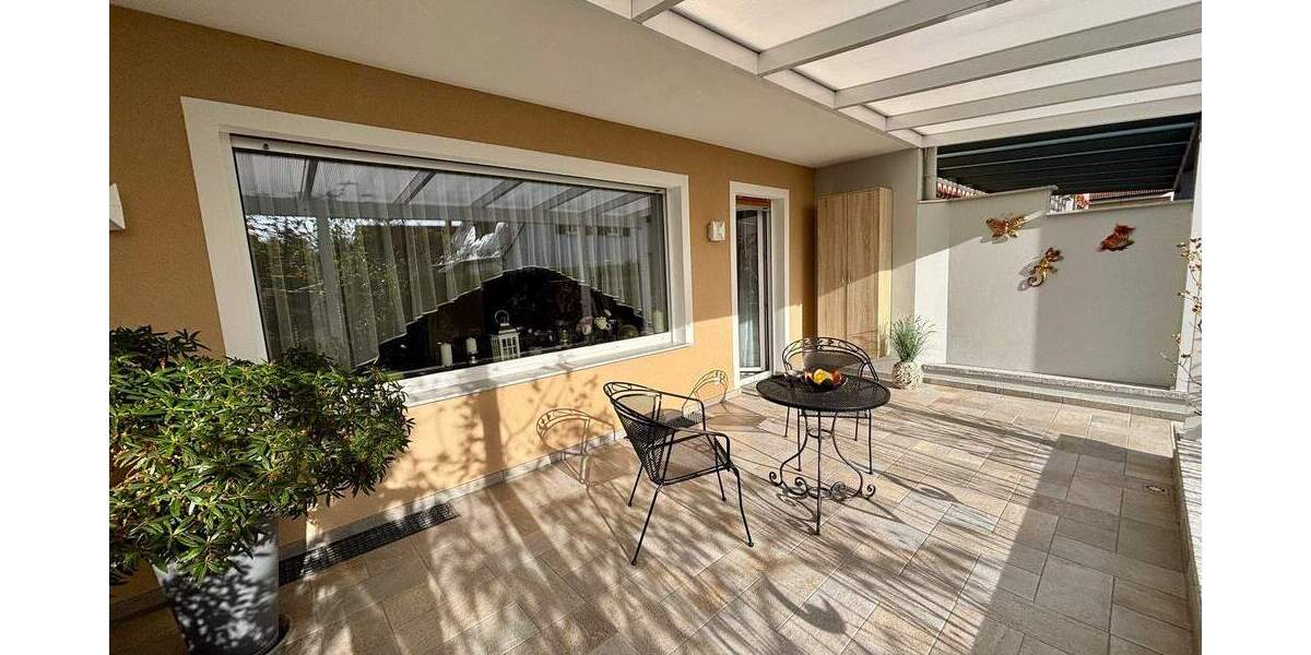 Reihenmittelhaus Feucht - 5 Zimmer, 133 m&sup2;, 495.000&euro; | Angebot:25684419