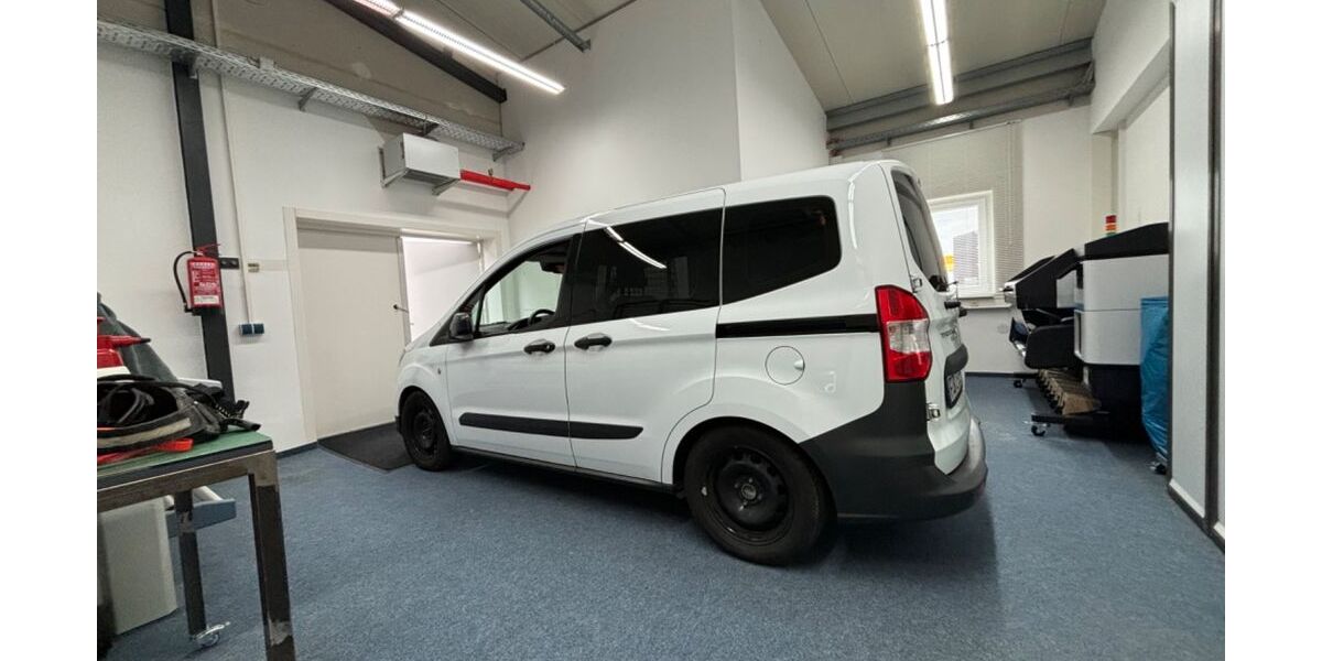 Ford Transit Courier 111.000 km 9.500 &euro; Cadolzburg 90556
