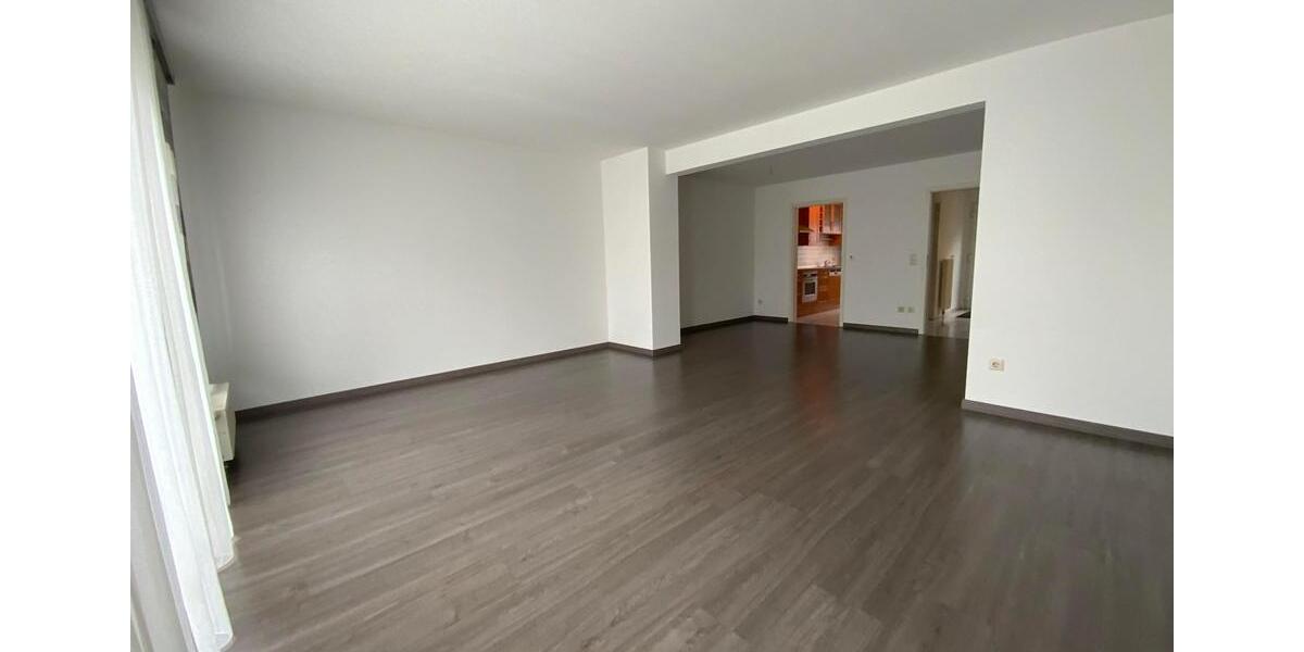 Reihenhaus Nürnberg Katzwang - 4 Zimmer, 136 m&sup2;, 1.950&euro; | Angebot:24700379