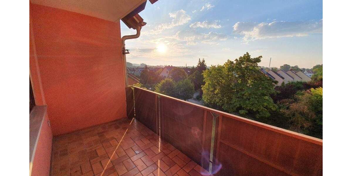 Etagenwohnung Erlangen Alterlangen - 3 Zimmer, 80 m&sup2;, 210.000&euro; | Angebot:24484976