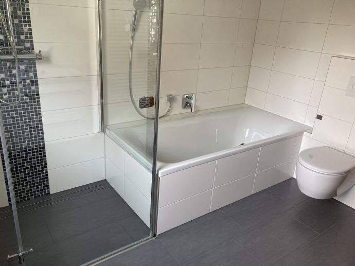 Etagenwohnung Erlangen Hüttendorf - 3 Zimmer, 100 m&sup2;, 950&euro; | Angebot:26841804