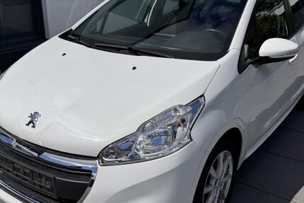 Peugeot 208 119.000 km 6.700 &euro; Fürth 90765
