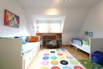 Einfamilienhaus Schwabach - 5 Zimmer, 220 m&sup2;, 2.700&euro; | Angebot:26232015