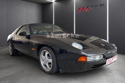 Porsche 928