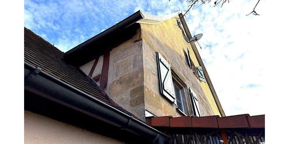 Doppelhaushälfte Lauf Heuchling - 8 Zimmer, 180 m&sup2;, 385.000&euro; | Angebot:25713719