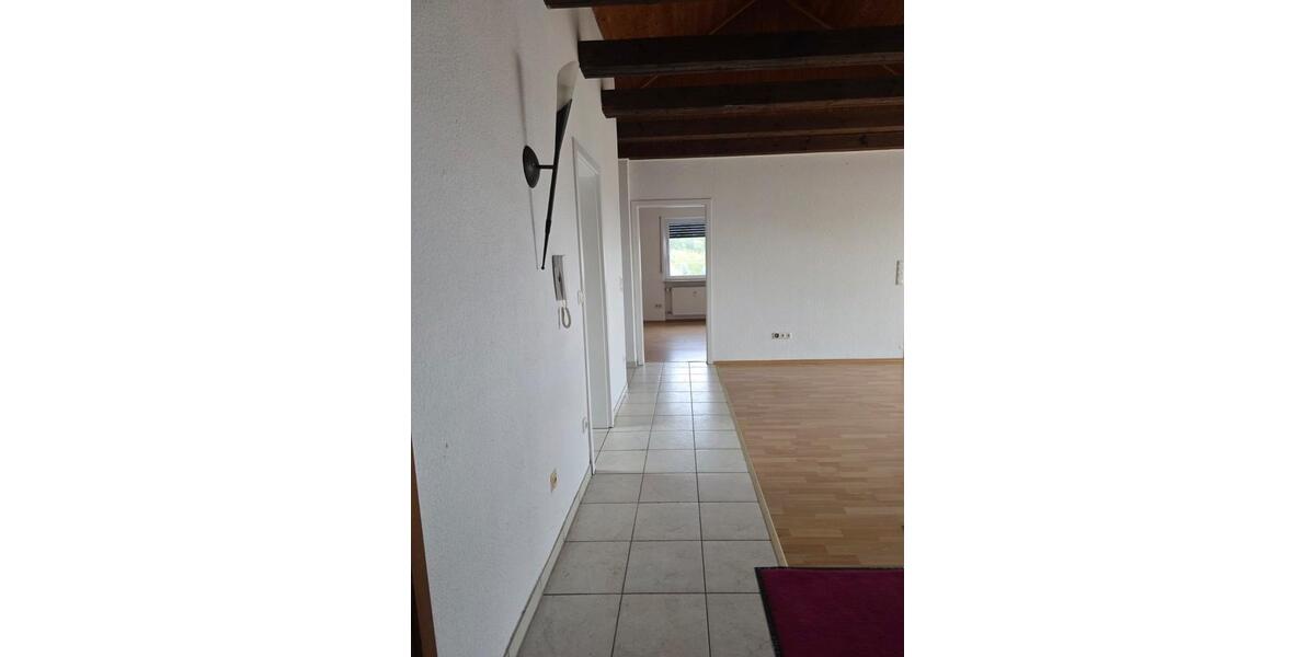 Dachgeschoßwohnung Hemhofen - 3.5 Zimmer, 81 m&sup2;, 275.000&euro; | Angebot:27543750