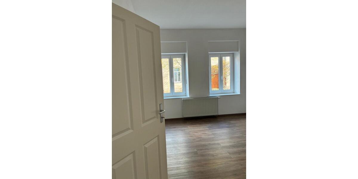 Erdgeschoßwohnung Fürth Altstadt - 4 Zimmer, 103 m&sup2;, 1.250&euro; | Angebot:26462969