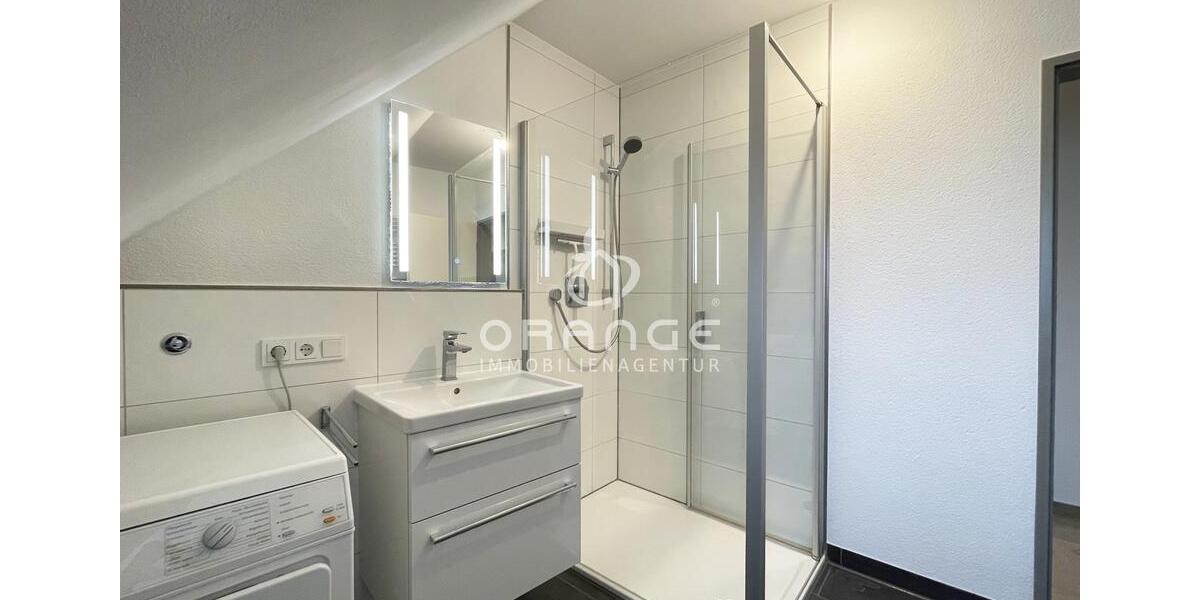 Dachgeschoßwohnung Nürnberg Gärten hinter der Veste - 3 Zimmer, 71 m&sup2;, 1.150&euro; | Angebot:25944106