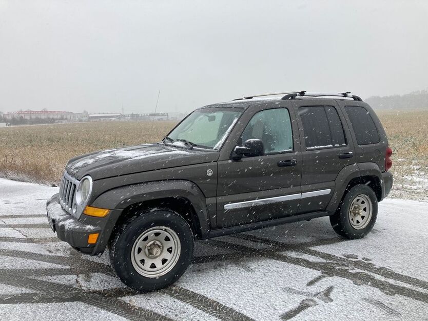 Jeep Cherokee 106.000 km 3.000 € Erlangen 91058