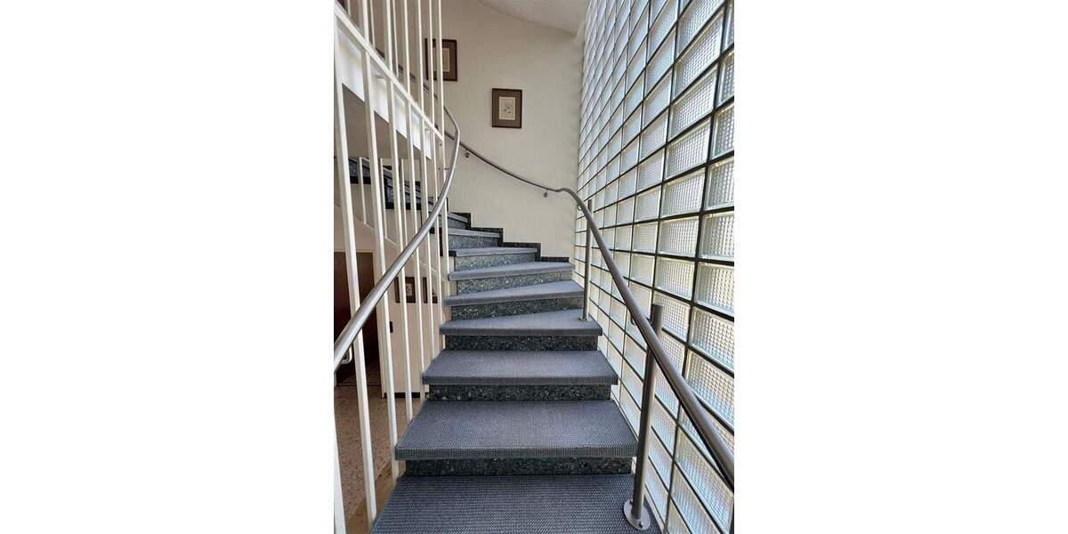 Grün + stadtnah! Nähe Rechenbergpark! Gepflegte DHH, idyllischer Garten, Ausbaupotential + Garage! 6 zimmer