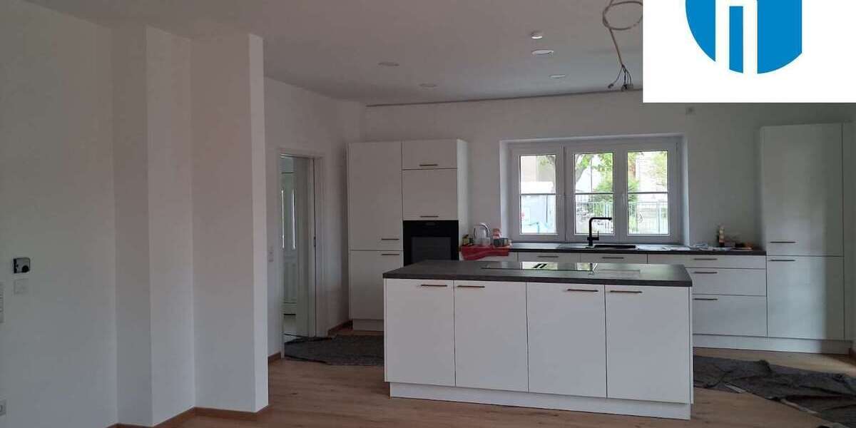 Etagenwohnung Forchheim - 2 Zimmer, 110 m&sup2;, 1.295&euro; | Angebot:26455431