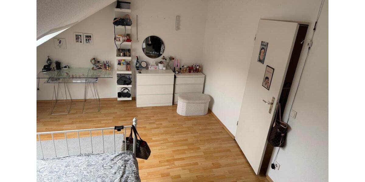Reihenhaus Nürnberg Gebersdorf - 6 Zimmer, 119 m&sup2;, 485.000&euro; | Angebot:27544964