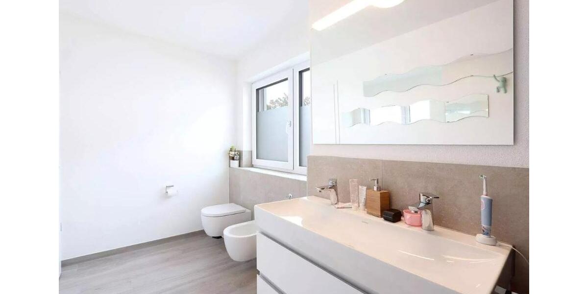 Reihenhaus Erlangen Alterlangen - 5 Zimmer, 140 m&sup2;, 749.000&euro; | Angebot:26062948