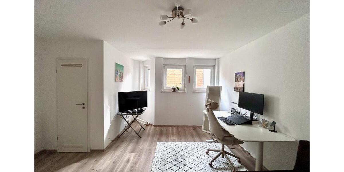 Reihenhaus Fürth Atzenhof - 6 Zimmer, 156 m&sup2;, 2.350&euro; | Angebot:25175091