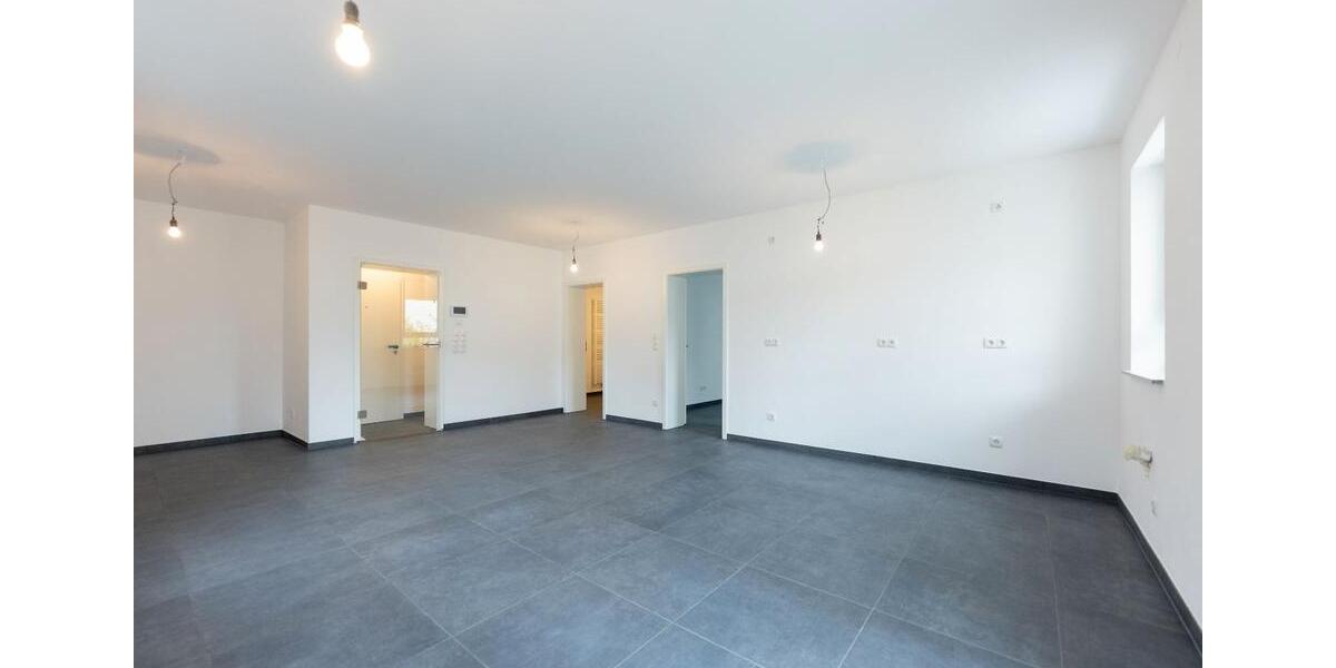 Erdgeschoßwohnung Nürnberg Almoshof - 2 Zimmer, 70 m&sup2;, 1.020&euro; | Angebot:27592074