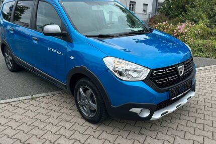 Dacia Lodgy 85.750 km 8.990 &euro; Fürth 90763