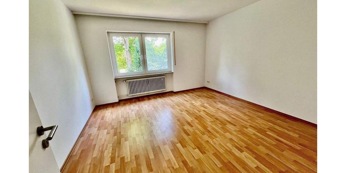 Mehrfamilienhaus, Wohnhaus Zirndorf Banderbach - 6 Zimmer, 170 m&sup2;, 529.000&euro; | Angebot:26451422