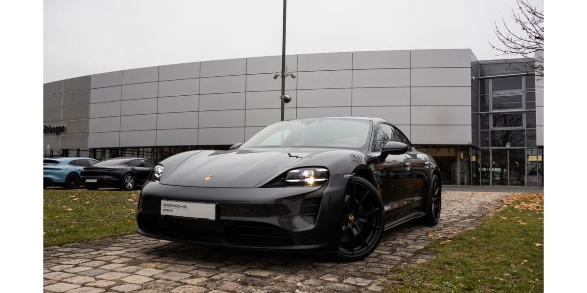 Porsche Taycan 15.800 km 99.990 &euro; Nürnberg 90425