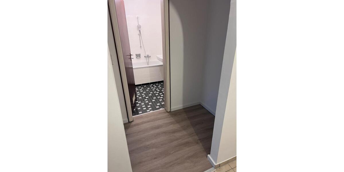 Etagenwohnung Nürnberg Falkenheim - 3 Zimmer, 77 m&sup2;, 960&euro; | Angebot:27582235