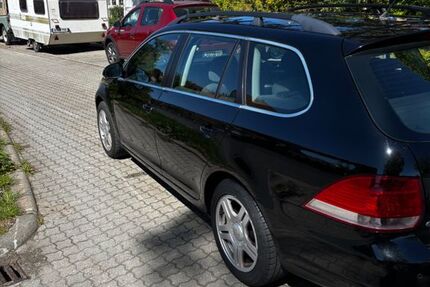 VW Golf 235.000 km 2.250 &euro; Nürnberg 90478