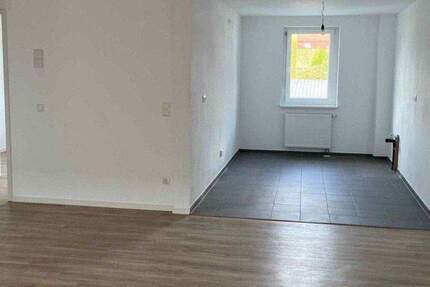 Wohnung Fürth Südstadt - 2 Zimmer, 73 m&sup2;, 925&euro; | Angebot:25562335