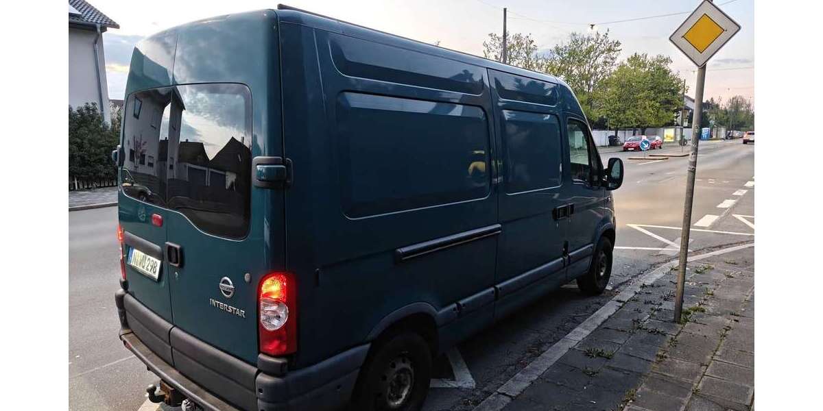 Nissan Interstar 200.000 km 4.300 &euro; Nürnberg 90402