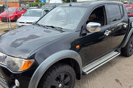 Mitsubishi L200 230.000 km 6.999 &euro; Nürnberg 90441