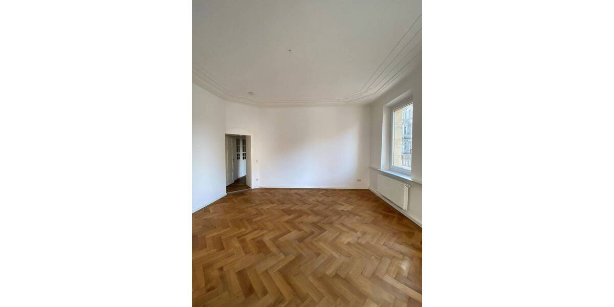 Etagenwohnung Fürth Innenstadt - 3 Zimmer, 96 m&sup2;, 1.075&euro; | Angebot:26833880