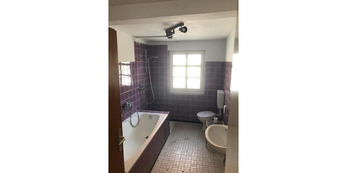 Etagenwohnung Neunkirchen am Brand - 1 Zimmer, 54 m&sup2;, 530&euro; | Angebot:27611874