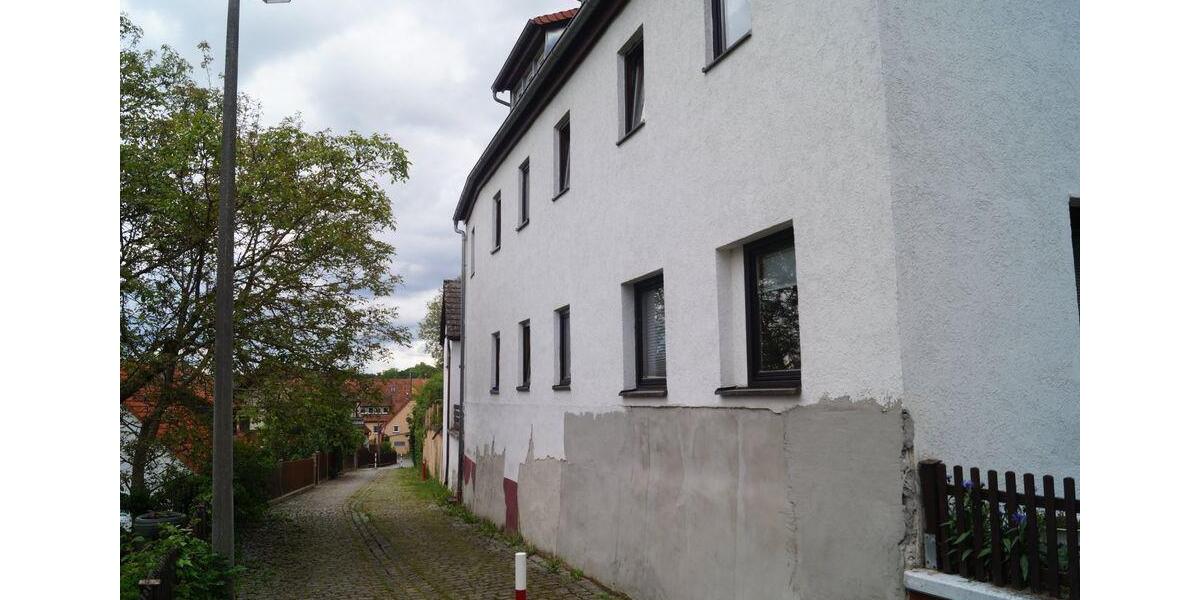 Mehrfamilienhaus, Wohnhaus Roßtal - 400.000&euro; | Angebot:27096405