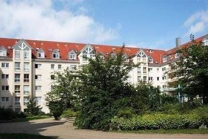1- Zimmer-Appartment -4.Obergeschoss-Hausmeister- 90763 Fürth 1 zimmer