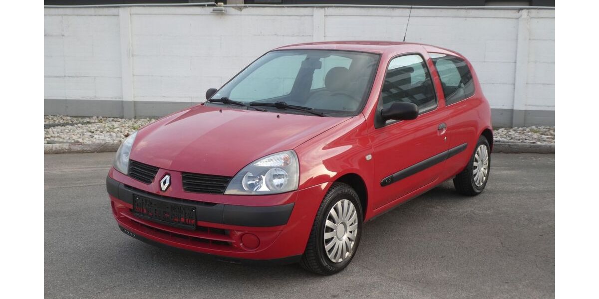 Renault Clio 130.000 km 1.599 &euro; Nürnberg 90441