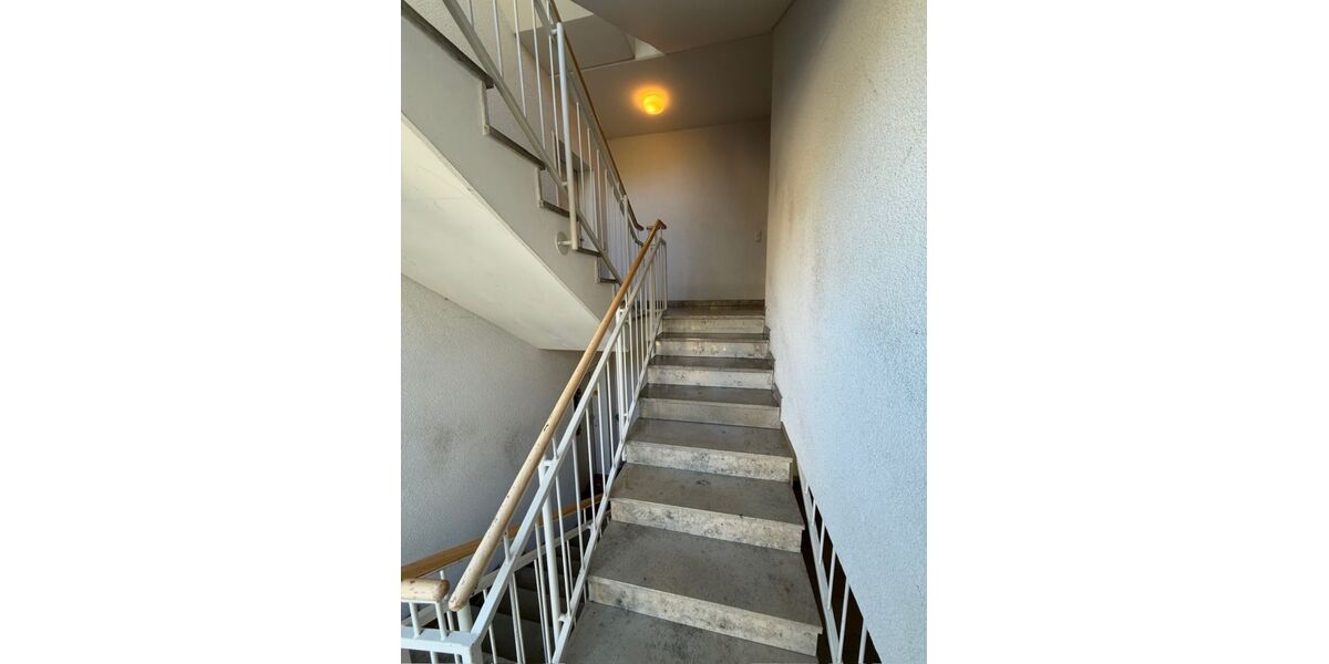 Lichtdurchflutete 3-Zimmer-Dachgeschosswohnung mit Südwestbalkon in Schwand - 3- Schwandstetten Schwand | Angebot:27621624