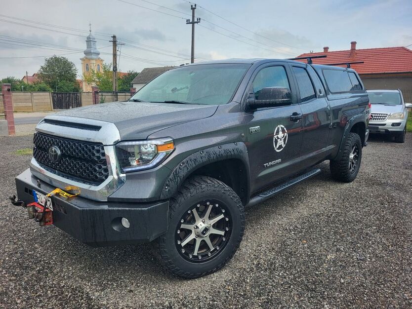 Toyota Tundra 280.000 km 33.000 € Oberasbach 90522