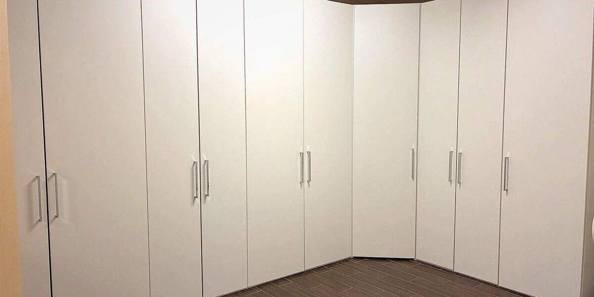 Vielseitige Immobilie - nutzbar für Gewerbe Büro Praxis - Ausstellung mit Wohnung in zentraler Lage zimmer