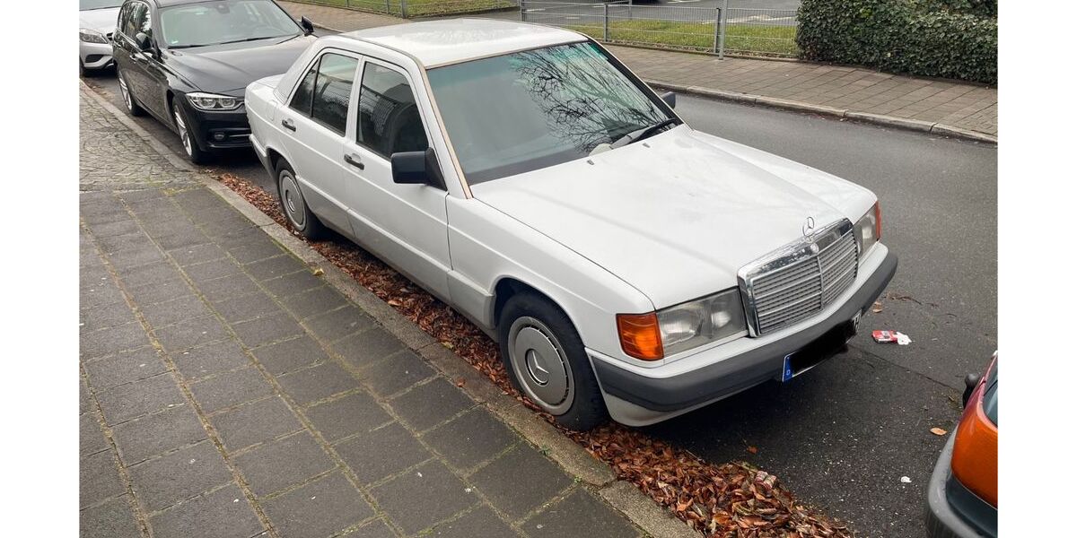 Mercedes-Benz 190 175.000 km 3.900 € Fürth 90763
