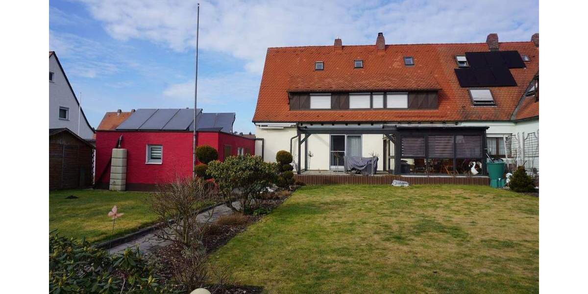 Mehrfamilienhaus, Wohnhaus Nürnberg Falkenheim - 6 Zimmer, 160 m&sup2;, 699.000&euro; | Angebot:24916398