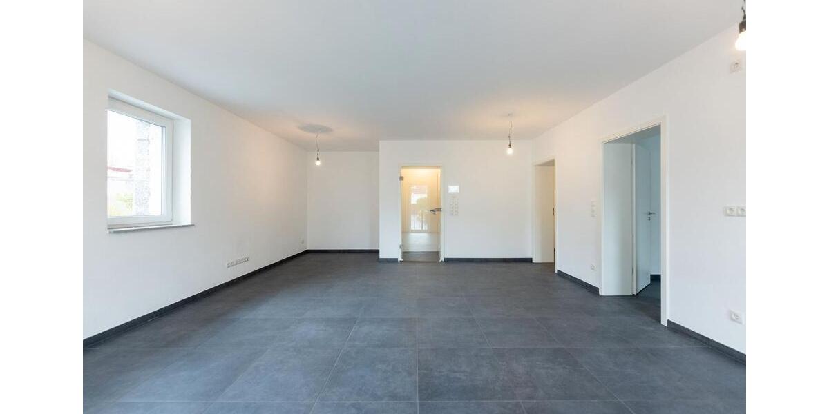 Erdgeschoßwohnung Nürnberg Almoshof - 2 Zimmer, 70 m&sup2;, 1.020&euro; | Angebot:27592074
