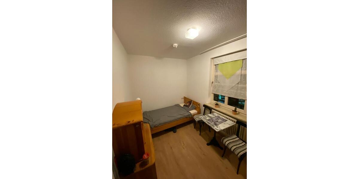 Etagenwohnung Nürnberg Erlenstegen - 1 Zimmer, 22 m&sup2;, 400&euro; | Angebot:25408112