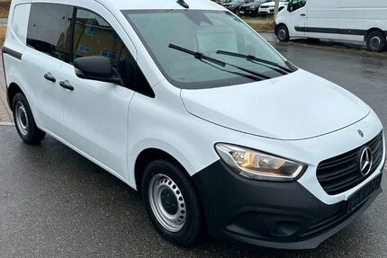 Mercedes-Benz Citan 113.000 km 13.950 &euro; Fürth 90763