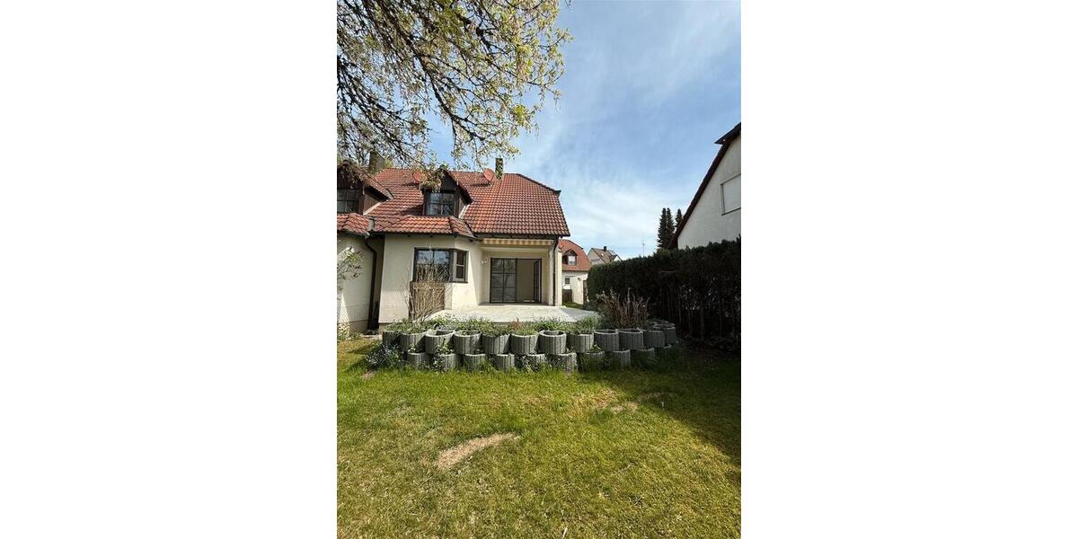Doppelhaushälfte Burgthann - 5 Zimmer, 118 m&sup2;, 1.540&euro; | Angebot:26440405